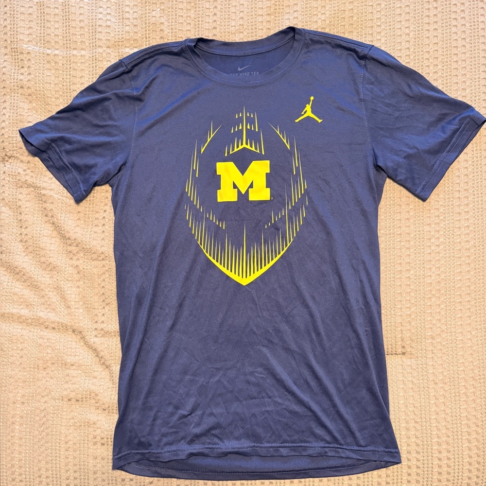 University Of Michigan Dri-Fit Nike Tee Men’s Size Small